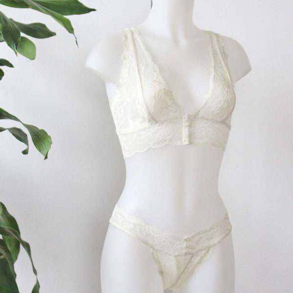 Light Pink Fortuna Soft Cup Bra in bands 30 through 42 - Kris Line –  LaBella Intimates & Boutique